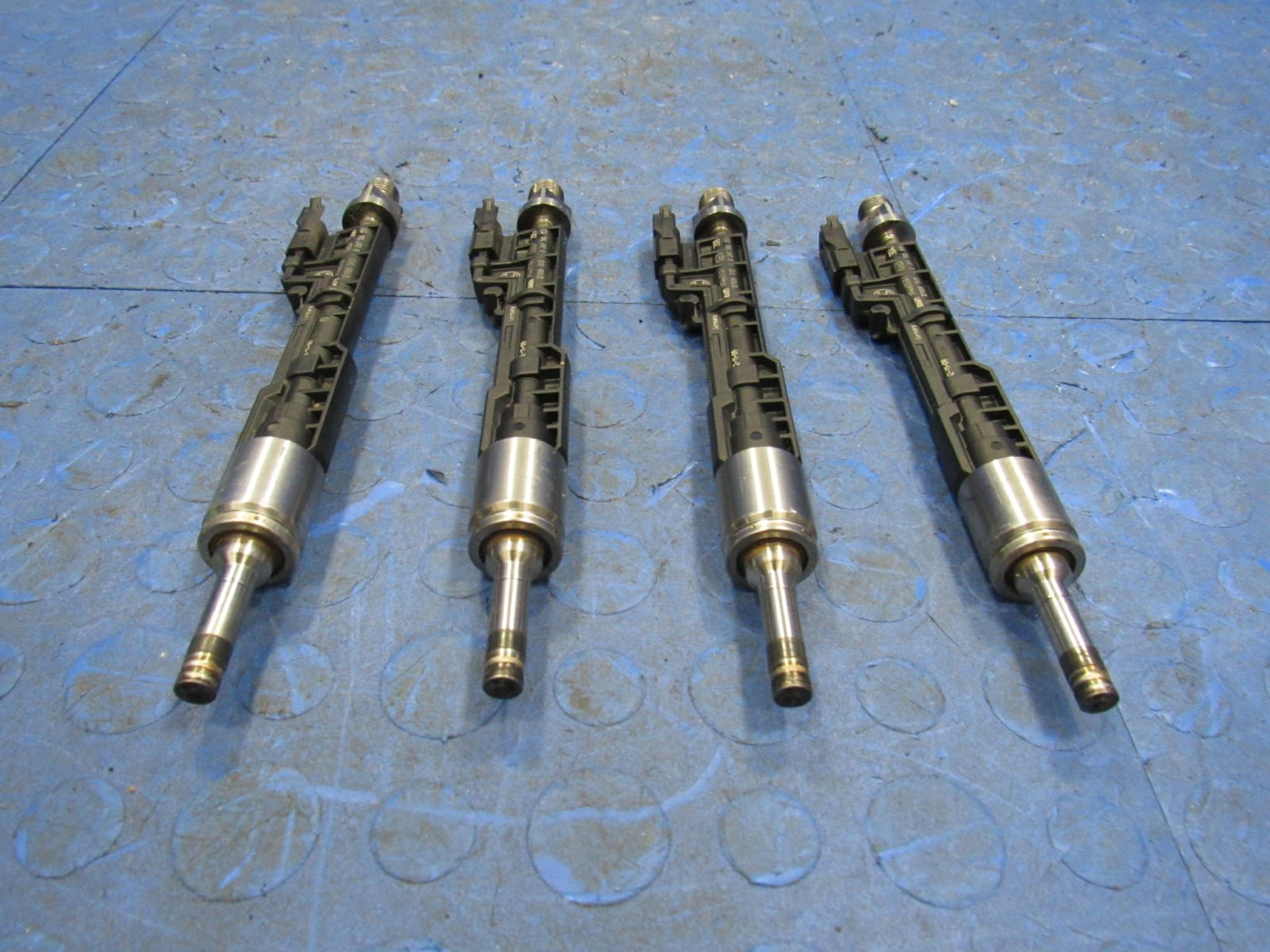 Audi Direct Injector Testing, Cleaning, and Resealing Service